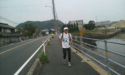 b0108100_162341.gif