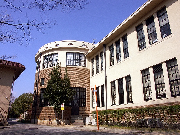 神戸女学院3（文学館、理学館）_f0116479_23254316.jpg