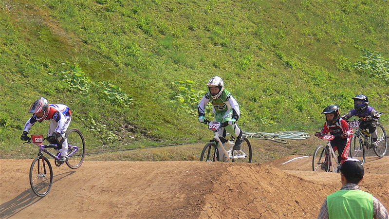 ２００７環太平洋BMX選手権大会IN 上越プレ大会VOL4ビギナー、クルーザークラス決勝画像垂れ流し_b0065730_20415282.jpg