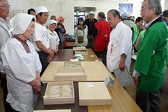 a0039307_2345116.jpg