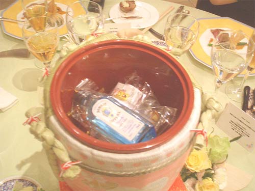 樽の中身は Only One Wedding Hanzoya