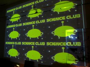 カフェが宇宙に変わる日_c0077407_1932571.jpg