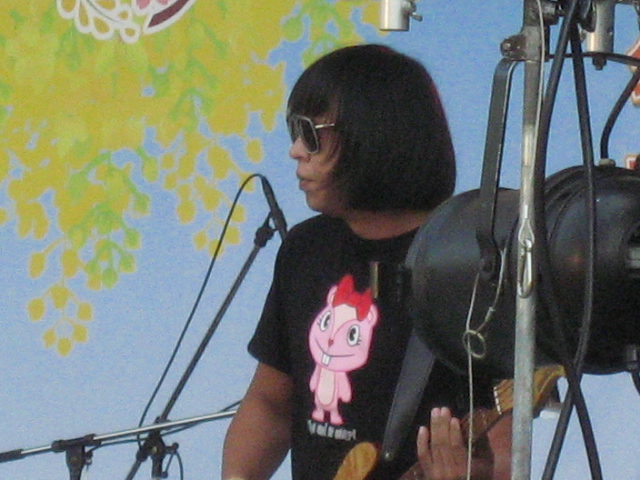 タイのロックバンド_b0097747_12594367.jpg