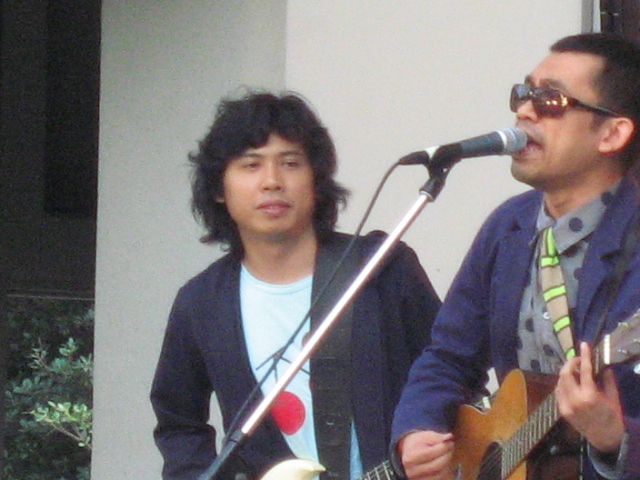 タイのロックバンド_b0097747_1313246.jpg