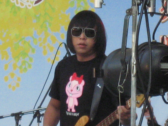 タイのロックバンド_b0097747_13344.jpg