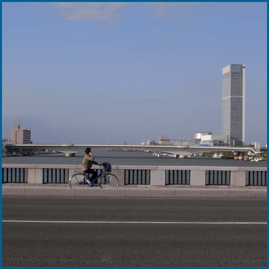 自転車にのって_e0082981_21333341.jpg