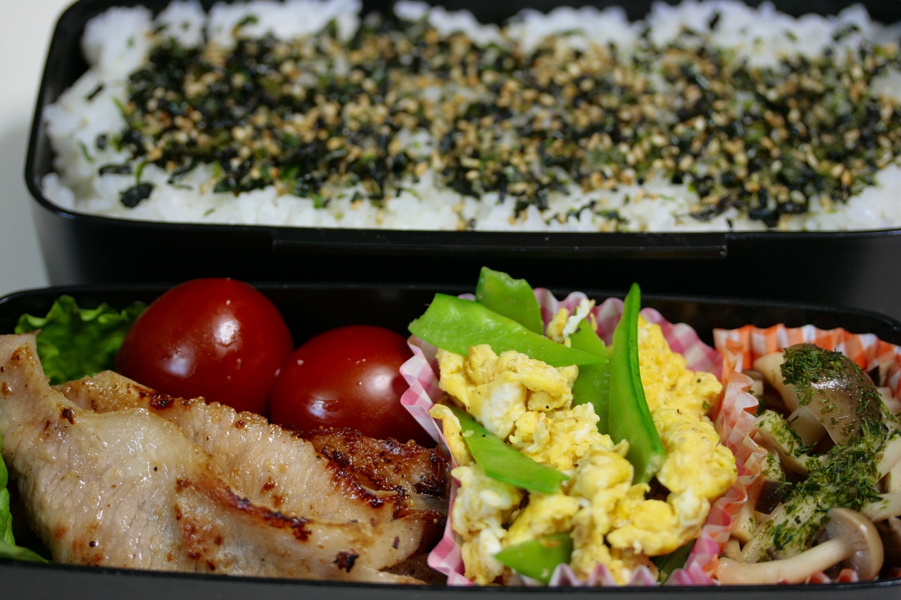 とうちゃんのお弁当_b0097747_2229148.jpg