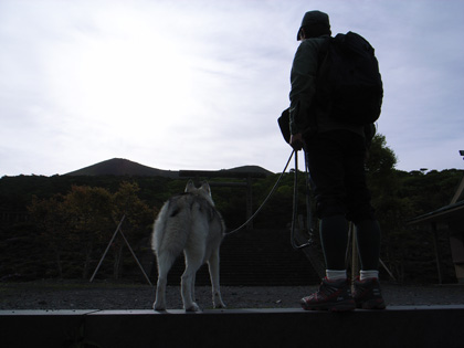 5月14日 ツツジはまだかいな~♪in Mt.Takachiho_c0049299_12211576.jpg