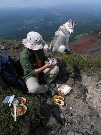 5月14日 ツツジはまだかいな~♪in Mt.Takachiho_c0049299_12241714.jpg