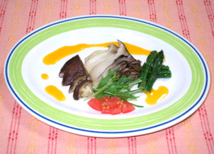 簡単にフランス料理・きのこと野菜のオランデーズソース_f0003307_17501924.jpg