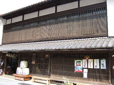 e0006048_13367.jpg