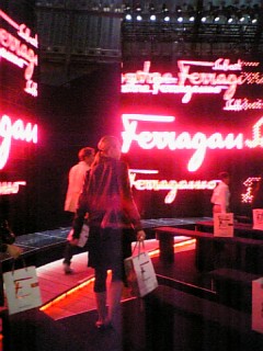 Salvadore Ferragamo Fashion Show♪_e0116960_08519.jpg