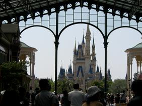 家族で東京ディズニーランドへ_c0080405_23075.jpg