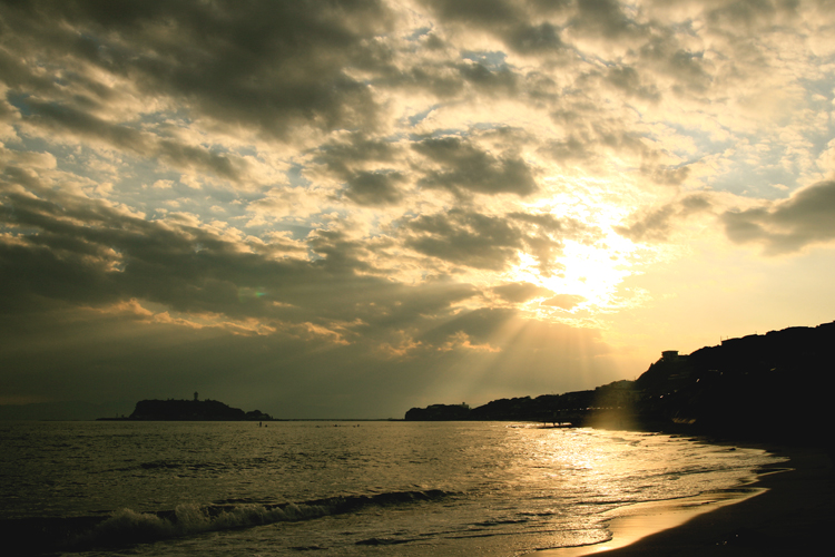 七里ヶ浜の夕景・５月２０日篇。_b0022268_21182884.jpg