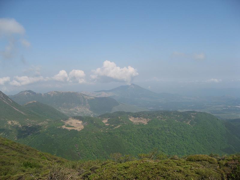 九重登山（久住・中岳・平治・大船）・・・星降る九重_f0016066_12521173.jpg