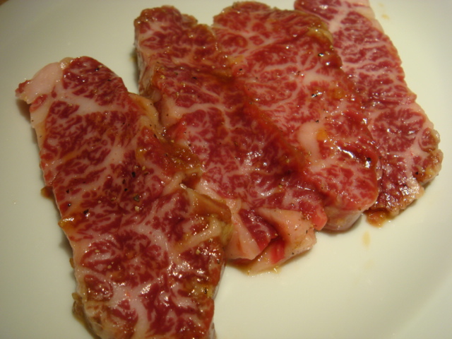 ４月１１日　『焼肉ジャンボ白金店』_d0021223_16394922.jpg