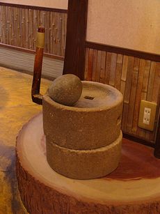 勝山「八助」のそば一気食い_f0035410_1043936.jpg