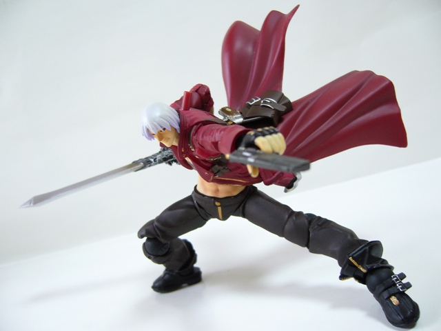 リボルテック 003 ダンテ レビュ－ : くすぶる遊び心に火をつけろ！