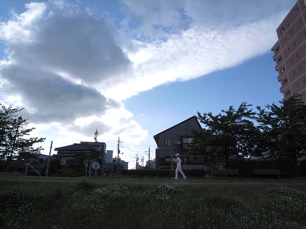 黄砂一過_e0082981_22254413.jpg