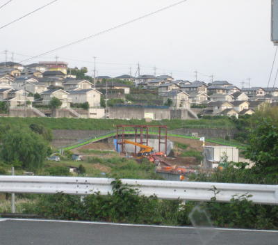 つばめ_b0016474_0561312.jpg