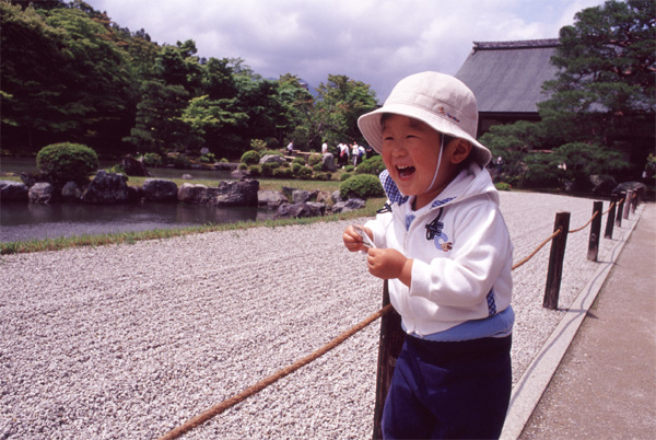 「初夏の嵐山 (2)」_b0043304_2328434.jpg