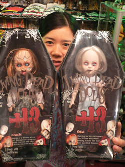\"LIVING DEAD DOLLS\"でドーン!!_f0004730_17492292.jpg