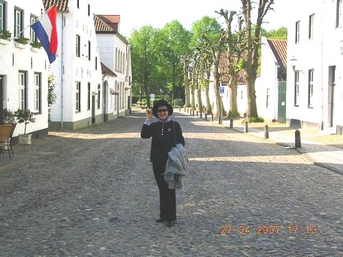 2007年5月29日(火)・・・オランダの白い町トーンからデン・ハーグまで_f0060461_143188.jpg