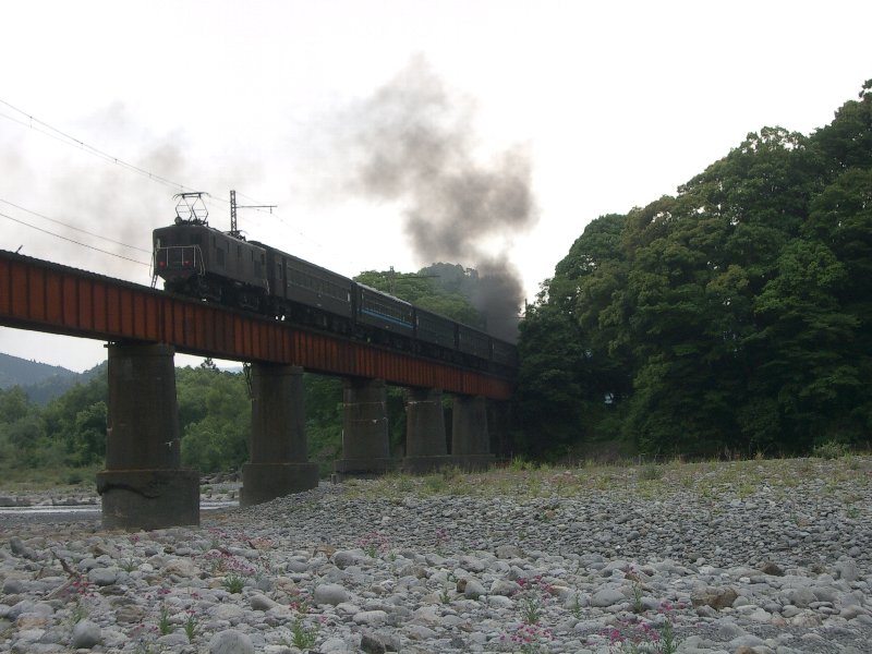 c0102404_20285475.jpg