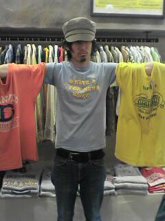 Tシャツ揃ってます。 (アメリカ村大阪店・ビンテージ&レギュラー)_c0078587_1229261.jpg