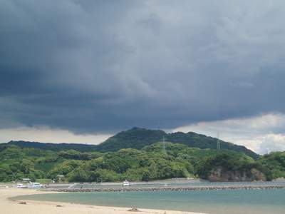 朝と昼の空_a0077071_16203725.jpg