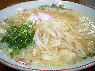 武蔵屋食堂@鳥取 ☆ (素ラーメン)_f0080612_22573160.jpg