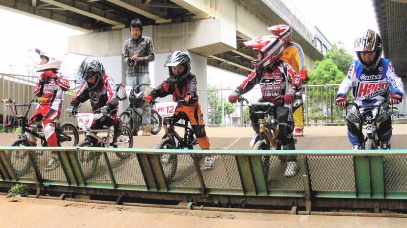 プロジェクト16VOL82 2007年6月ゴリラPITBIKEレース_b0065730_21314929.jpg