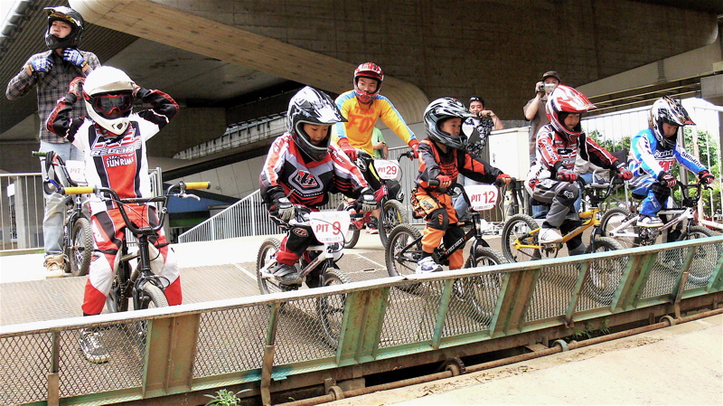 プロジェクト16VOL82 2007年6月ゴリラPITBIKEレース_b0065730_21343727.jpg