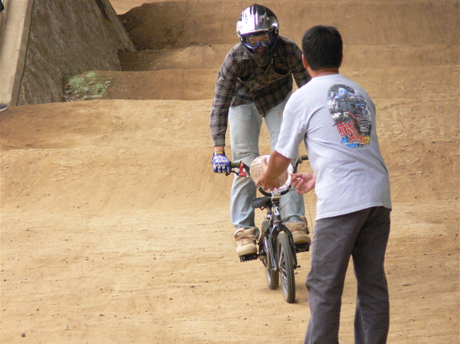 プロジェクト16VOL82 2007年6月ゴリラPITBIKEレース_b0065730_22154034.jpg