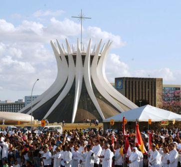 Corpus Christi “聖体祭”_b0103289_1242244.jpg