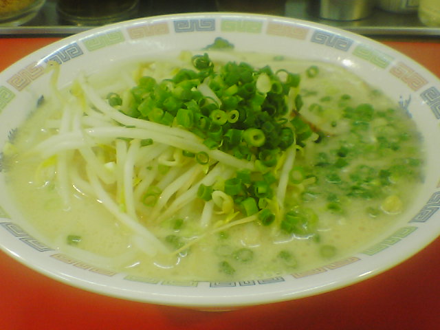 博多ラーメン＠川端商店街_e0117810_0145437.jpg