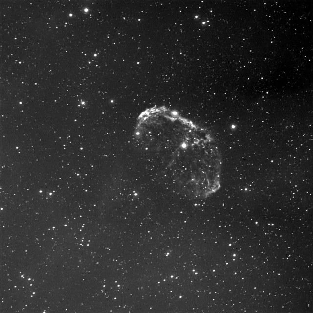 消化不足です クレセント星雲 NGC6888 Ha_c0061727_2275312.gif