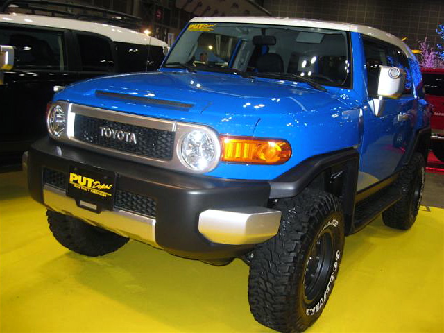 TOYOTA FJクルーザー_b0065730_5154571.jpg