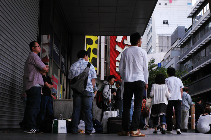 新宿　高速バスターミナル　群像_d0082324_033967.jpg