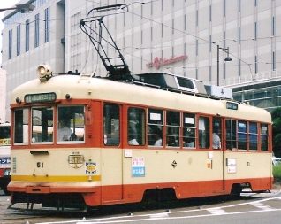 伊予鉄道松山市内線 モハ51_e0030537_23351138.jpg