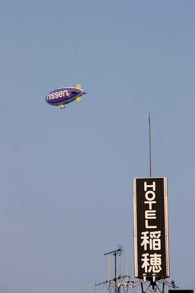 小樽上空に飛行船！_f0130737_23474087.jpg