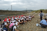 箱作小学校４年学習サポート in 茶屋川河口_c0108460_15961.jpg