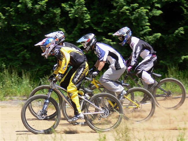 2007JOSF緑山６月定期戦VOL3MTBエリートクラス予選〜決勝の画像垂れ流し_b0065730_2350685.jpg