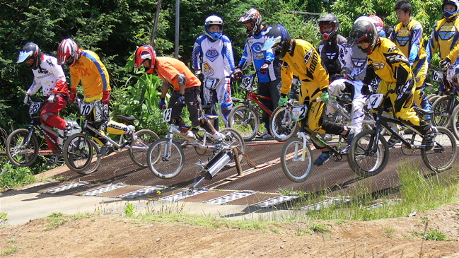 2007JOSF緑山６月定期戦VOL4　BMXエキスパートクラス予選の画像垂れ流し_b0065730_19473313.jpg