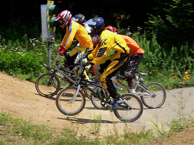 2007JOSF緑山６月定期戦VOL4　BMXエキスパートクラス予選の画像垂れ流し_b0065730_1948747.jpg