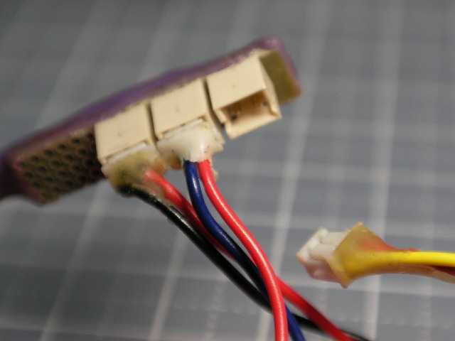 充電器のブルース_d0067943_19191381.jpg