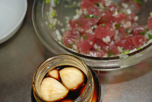 アヒ ポキ .......... Ahi Poke！ ハワイアンで一杯！どうですか！？_d0069838_204928.jpg