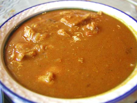 ガラムマサラのランチ・チキンカレーたち_f0053279_0362455.jpg