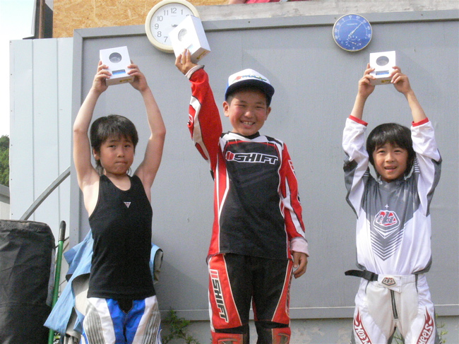 2007JOSF緑山６月定期戦VOL10　ミルキー８．９クラス決勝の画像垂れ流し_b0065730_20563388.jpg