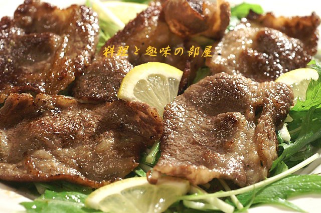 20日の晩ご飯です。焼肉/ブリの甘辛ソテー/イタリアンサラダ_b0033423_16434148.jpg